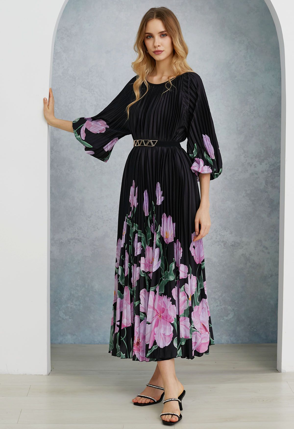 Blossoming Day Watercolor Pleated Maxi Dress in Black