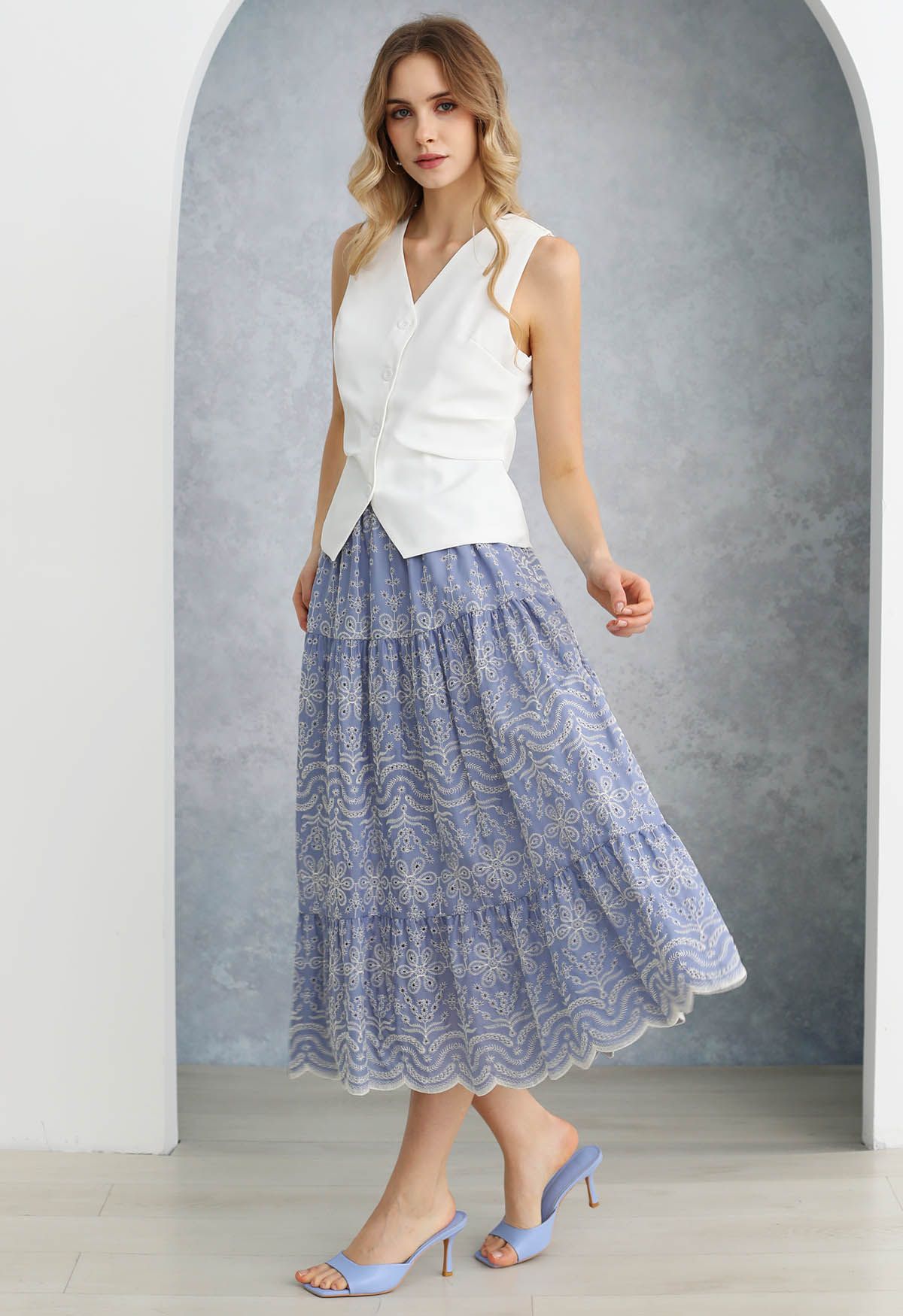 Chic Blue Embroidered Floral Midi Skirt