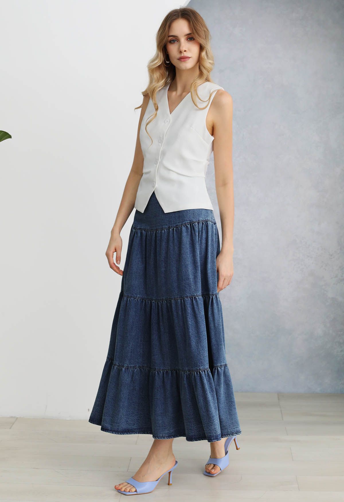 Casual Chic Blue Denim Maxi Skirt