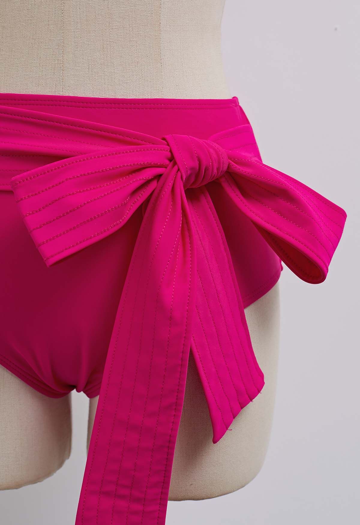 V-Shape Metal Trim Ruffle Bikini Set in Hot Pink