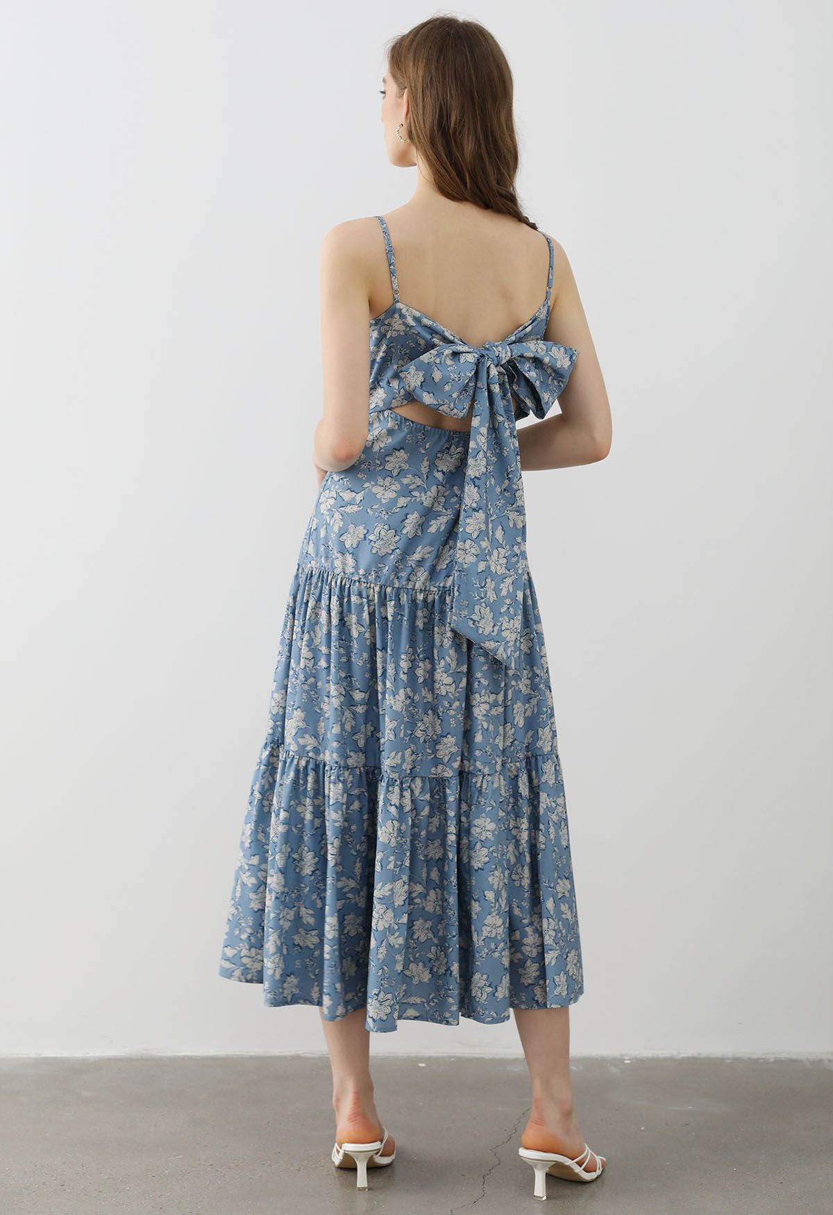 Bowknot Back Floral Print Cami Dress in Blue