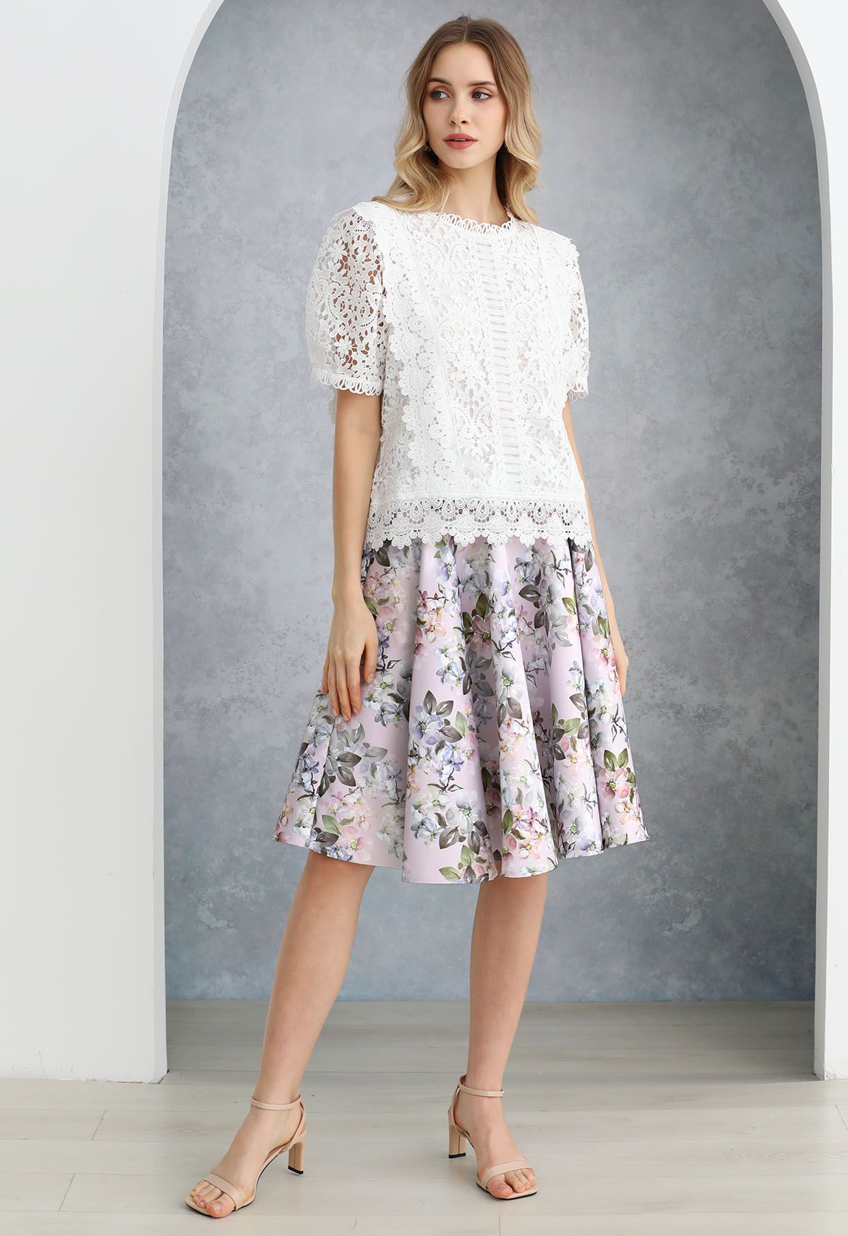 Floral Guipure Lace Short Sleeve Top in White