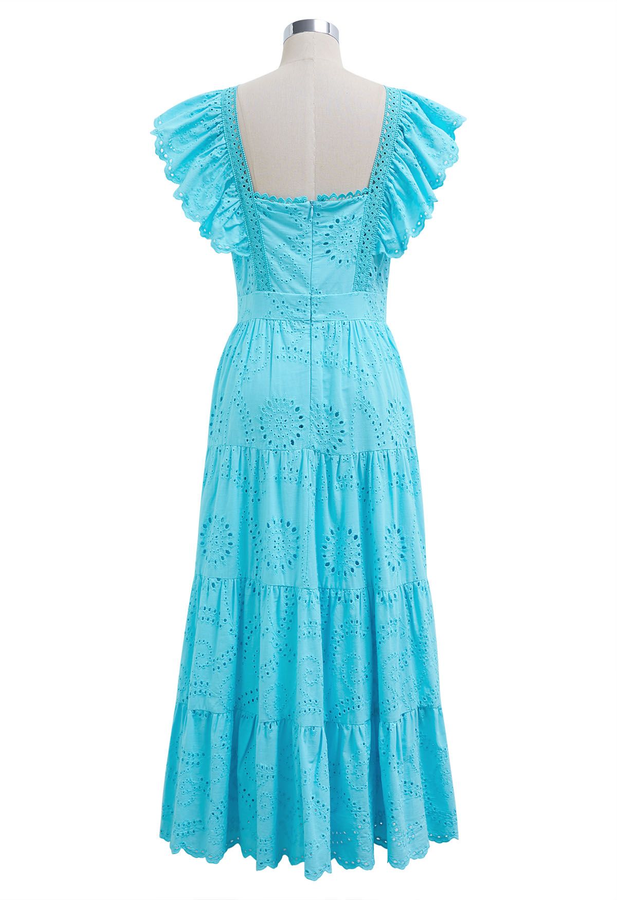 Sweetheart Neckline Eyelet Embroidery Maxi Dress in Turquoise