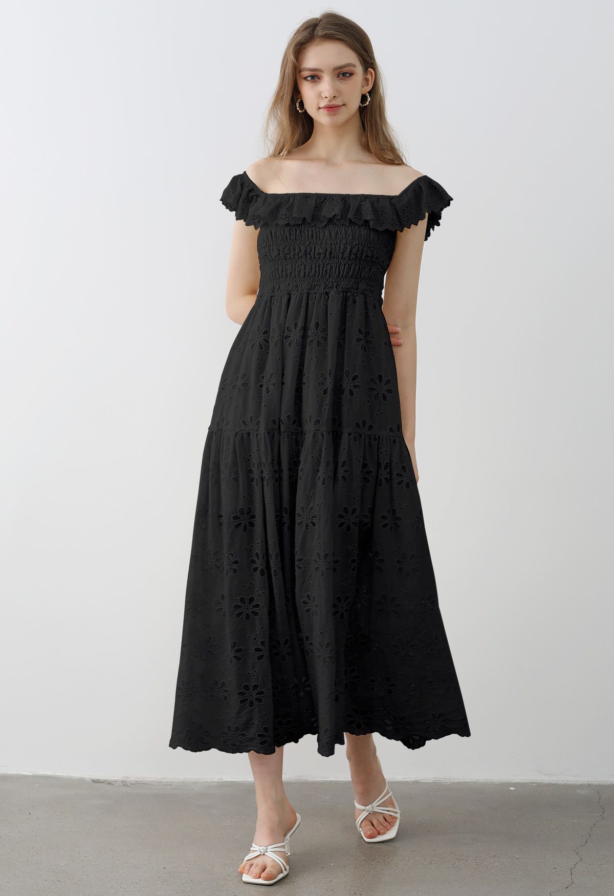 Embroidered Daisy Ruffled Off-Shoulder Midi Dress in Black