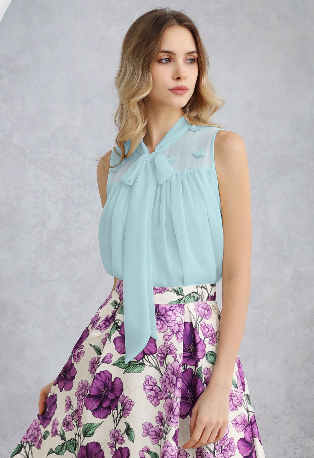 Pearly Petal Bowknot Chiffon Sleeveless Top in Mint