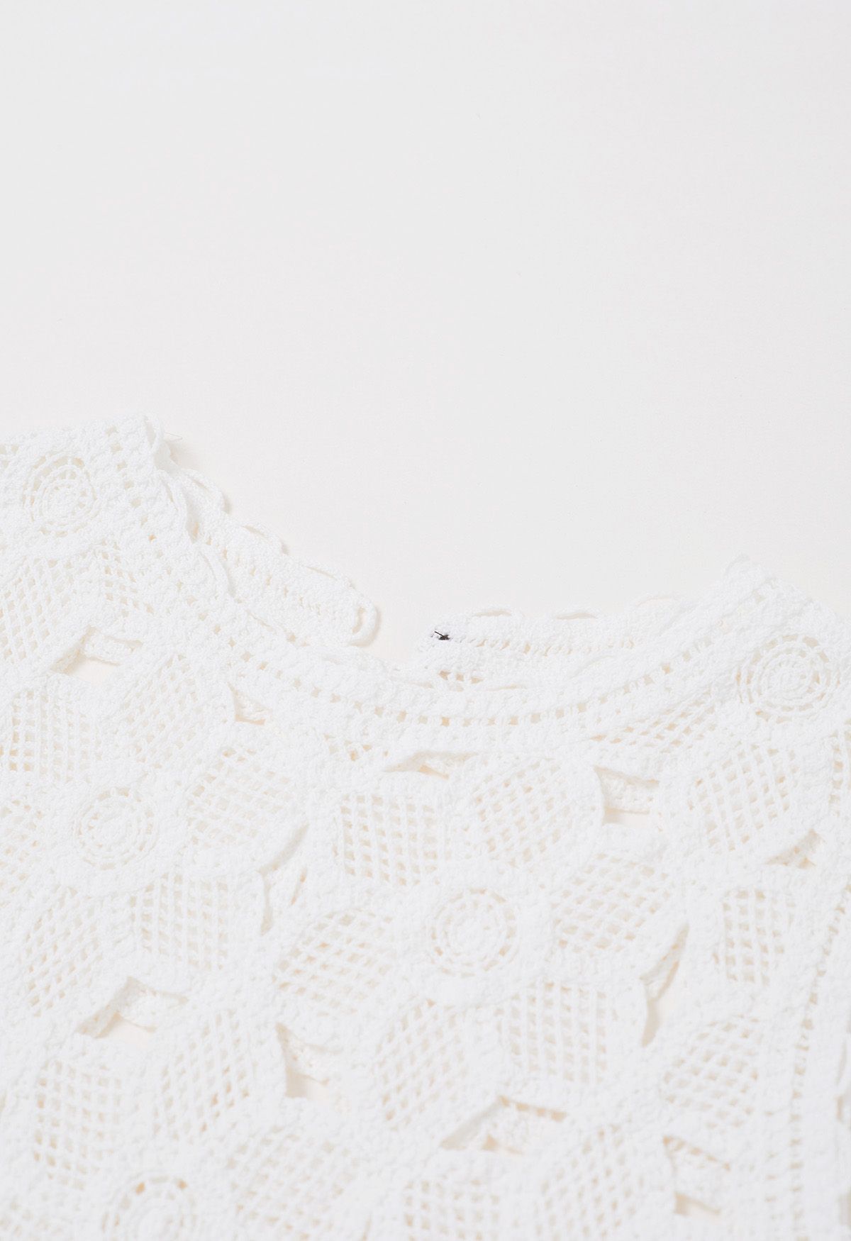 Floral Cutwork Crochet Scalloped Crop Top