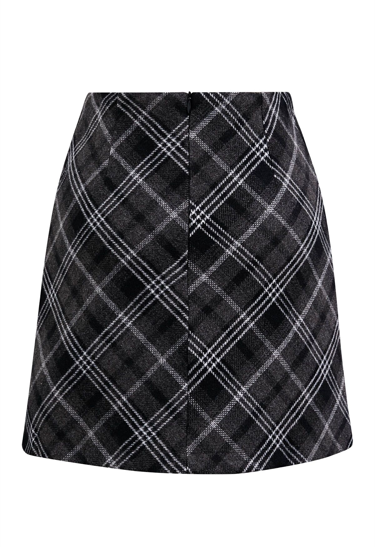 Scottish Charm Tartan Mini Skirt in Black