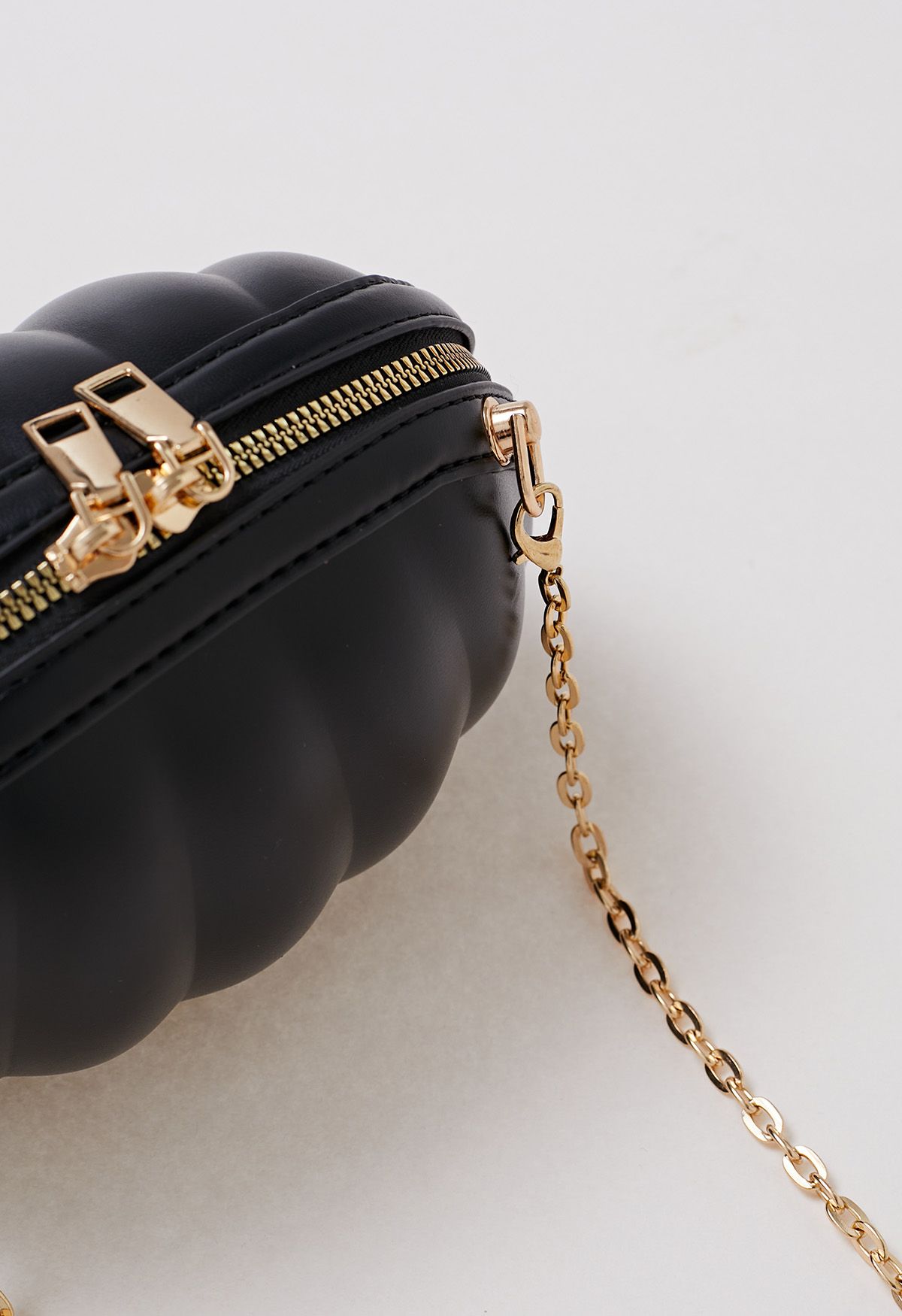 Funny Pumpkin Crossbody Bag in Black