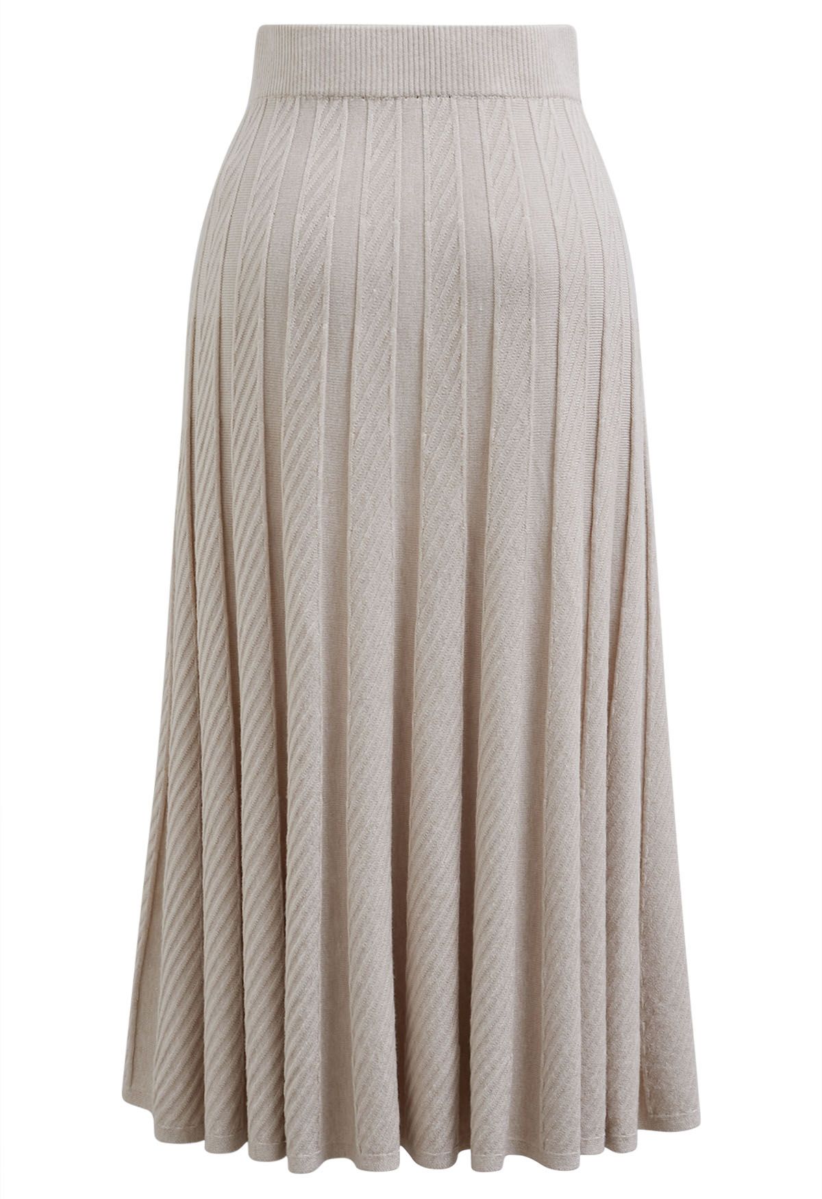 Diagonal Ribbed Pleated Knit Skirt in Linen