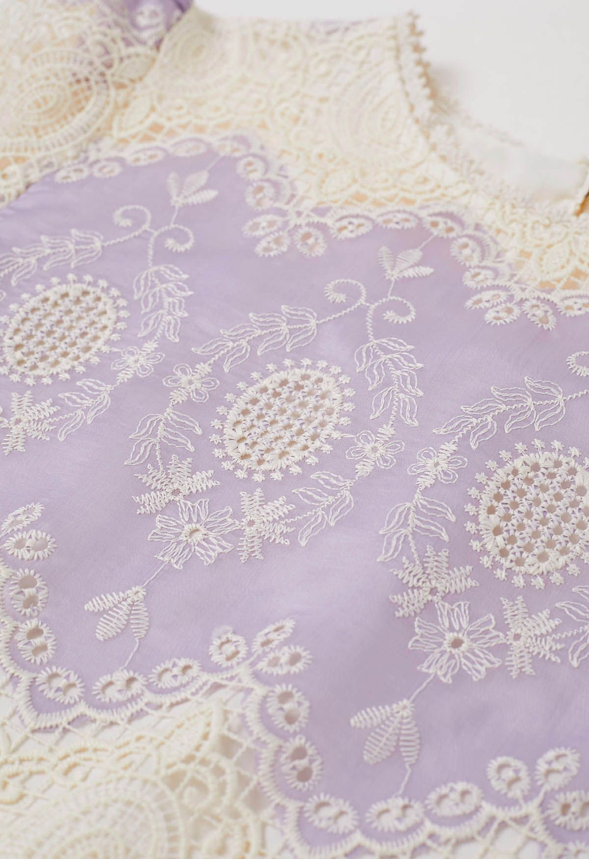 Embroidered Lace Zigzag Hemline Top in Lilac