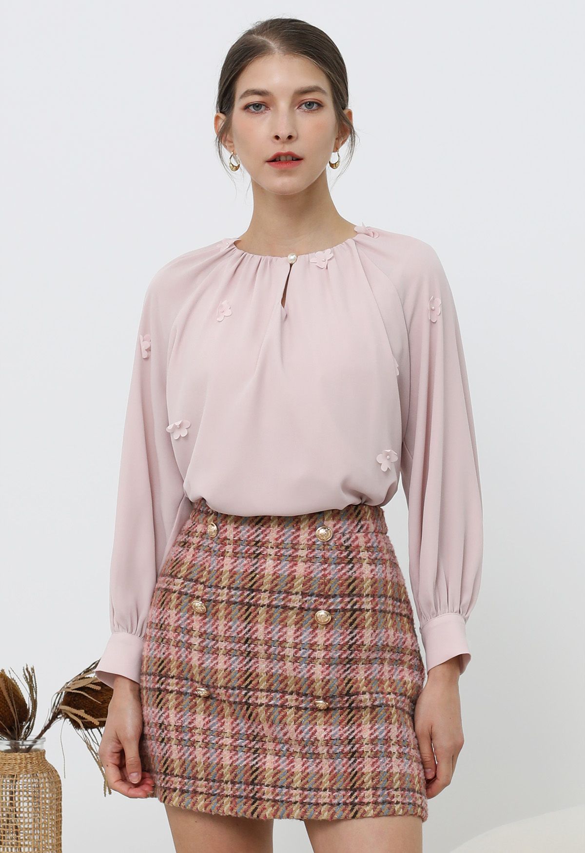 3D Floret Pearly Cutout Puff Sleeve Shirt in Pink