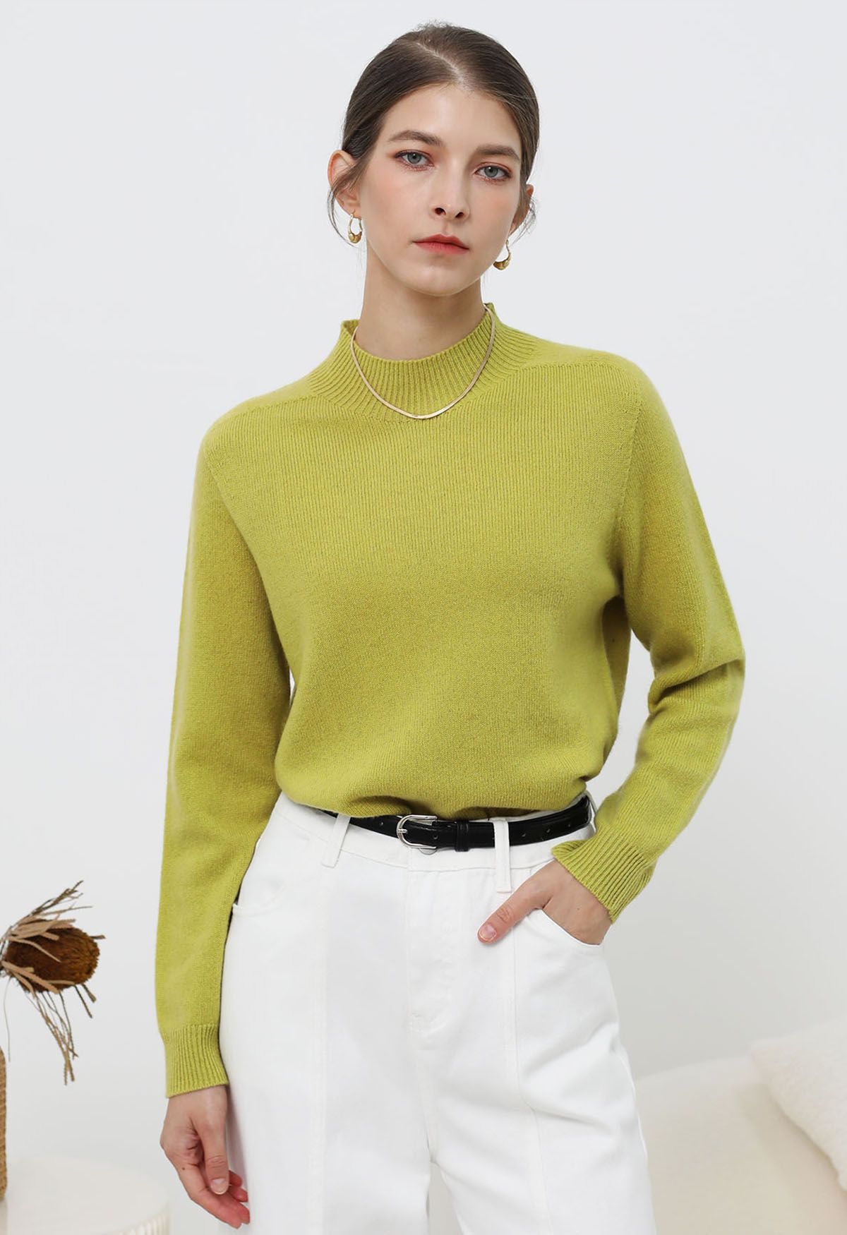 Heartwarming Mock Neck Long-Sleeve Wool Sweater in Lime