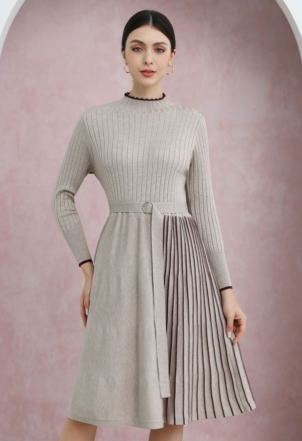 Inventive Contrast Striped Belted Ribbed Knit Dress in Oatmeal