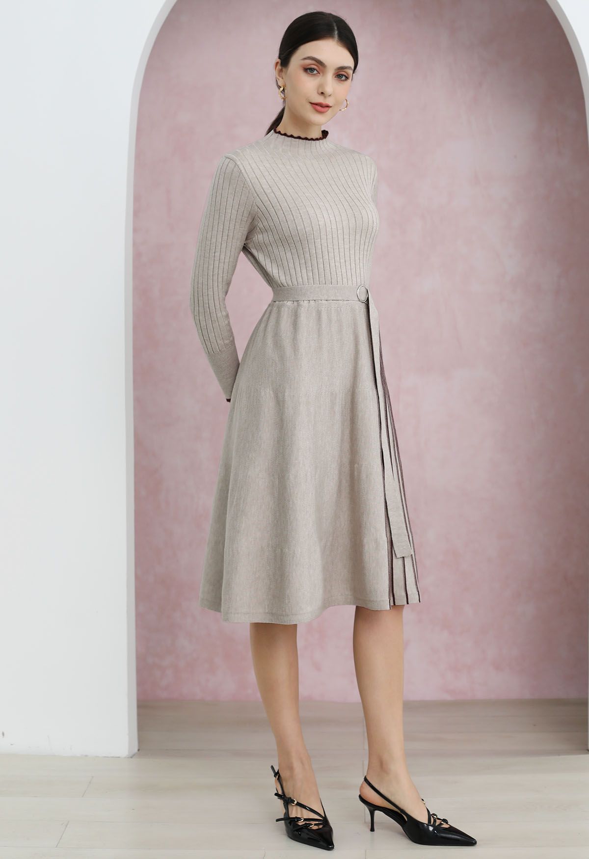 Inventive Contrast Striped Belted Ribbed Knit Dress in Oatmeal