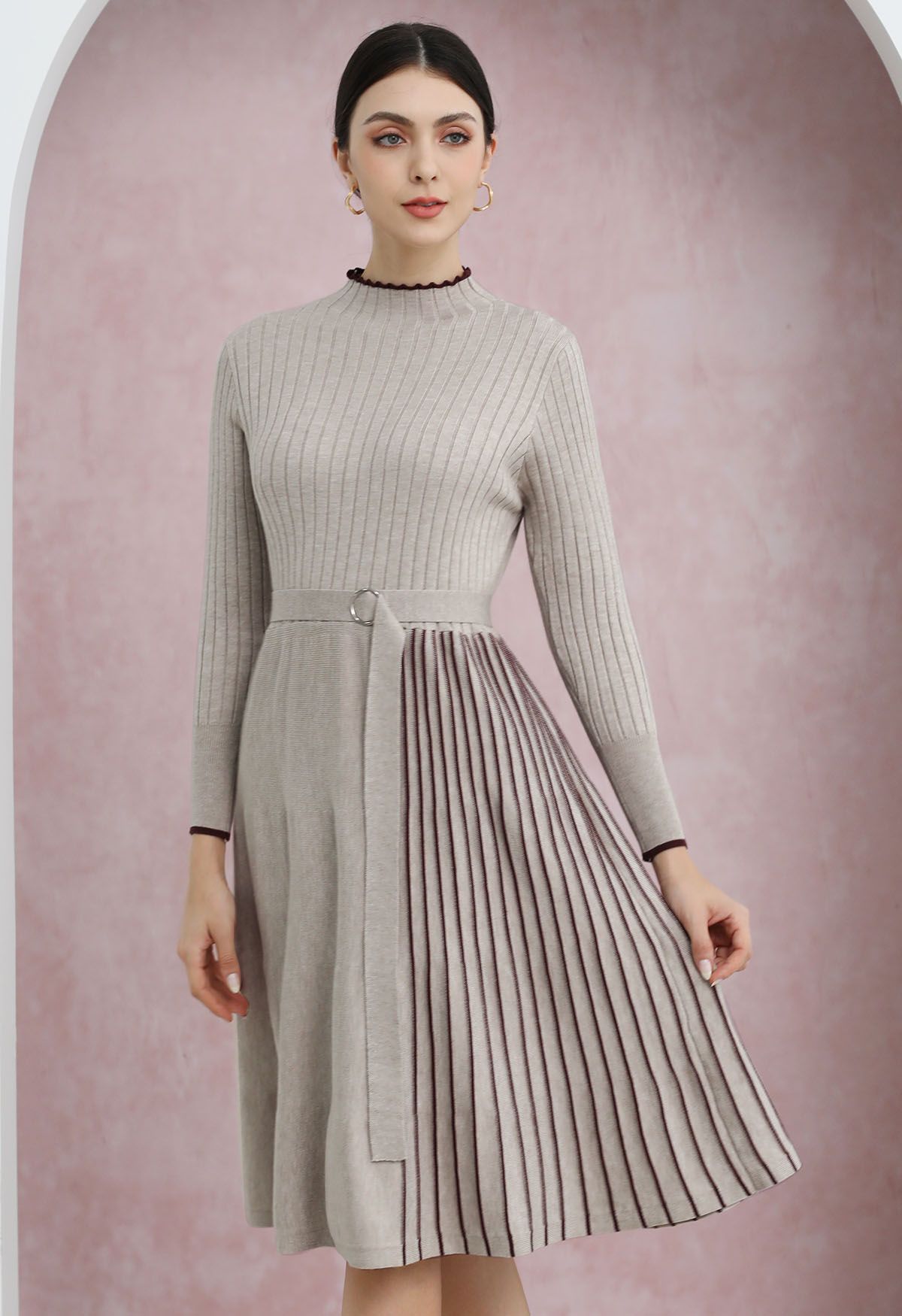 Inventive Contrast Striped Belted Ribbed Knit Dress in Oatmeal