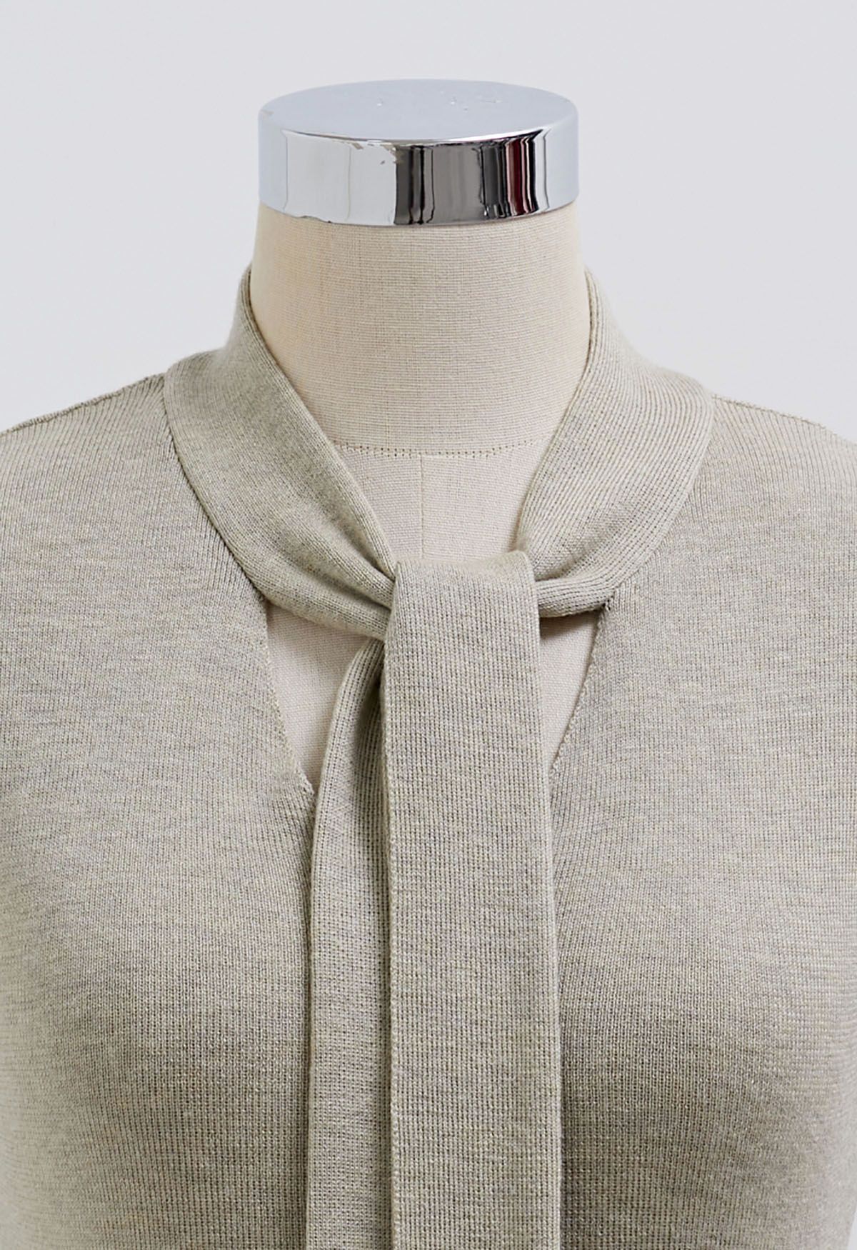 Ribbon-Tied Neckline Cap Sleeve Knit Top in Linen