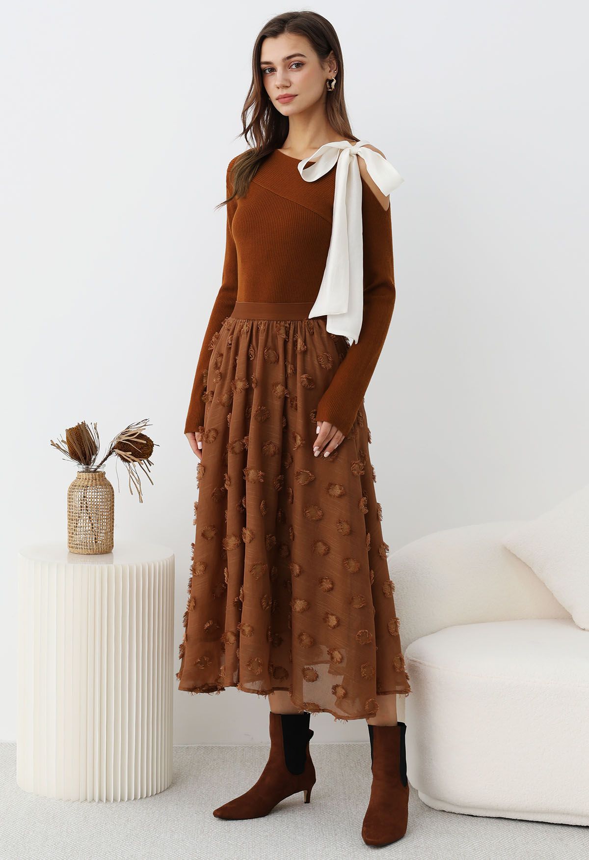 Tassel Spots Elastic Midi Skirt in Caramel