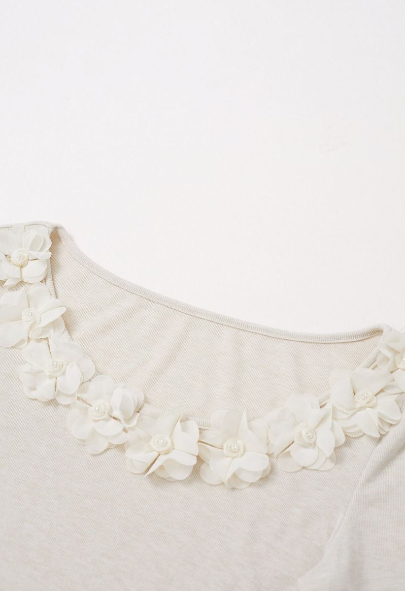 3D Flowers Neckline Long Sleeve Fitted Top in Oatmeal