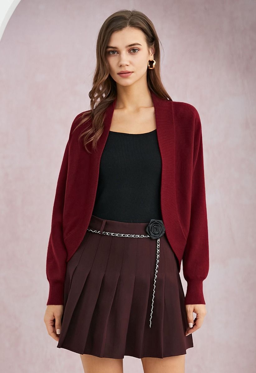 Rose Brooch Chain Belt Pleats Mini Skirt in Burgundy