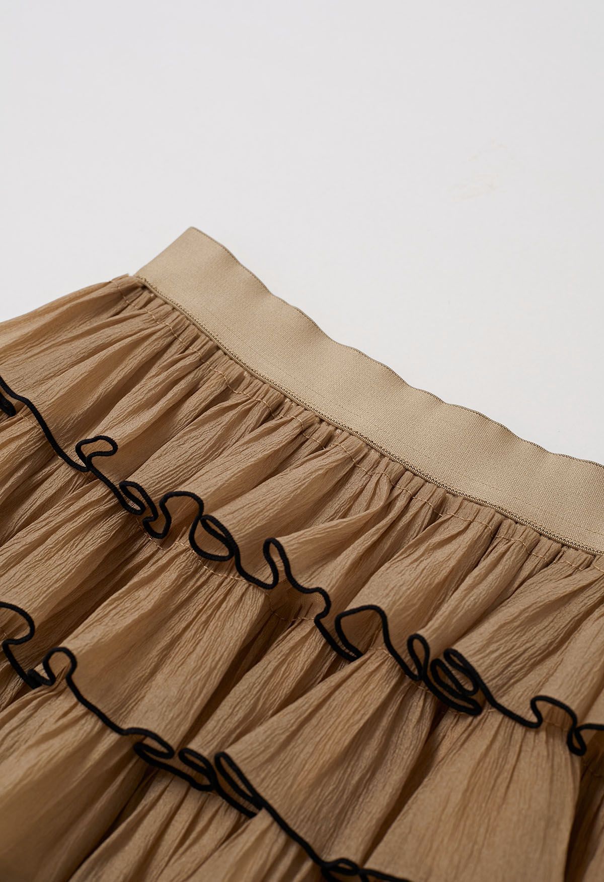 Contrasting Edges Tiered Ruffle Maxi Skirt in Caramel