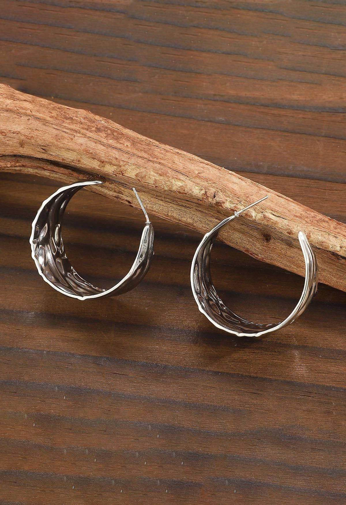 Wave Texture C-Shaped Hoop Earrings in Silver