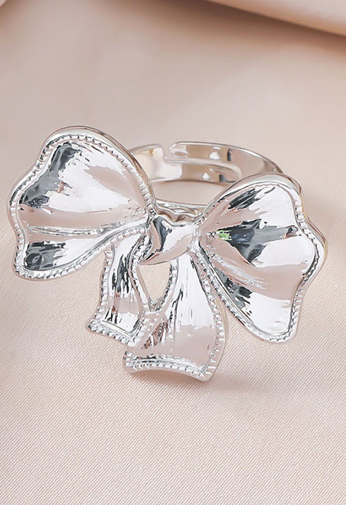 Polished Bowknot Ring in Silver