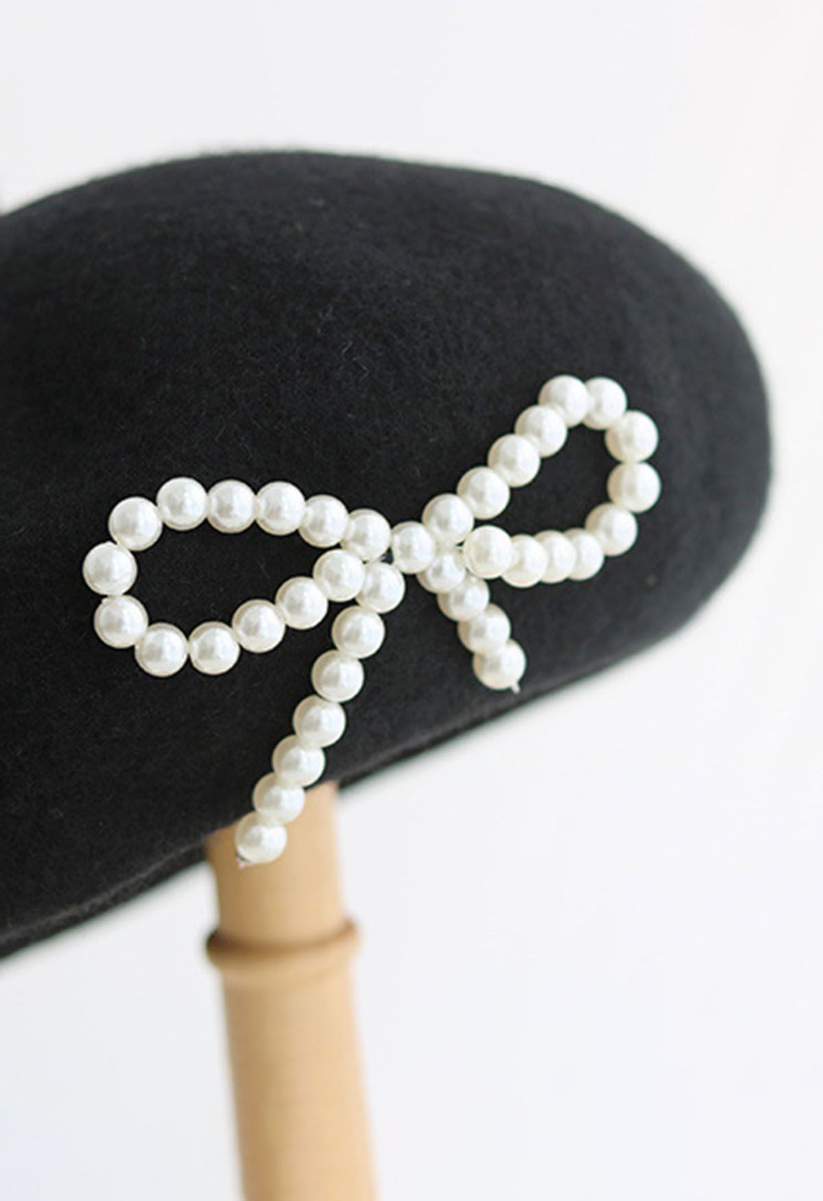 Pearl Bowknot Wool-Blend Beret