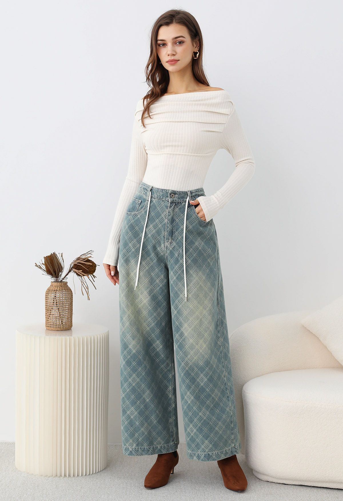 Laid-Back Plaid Drawstring Wide-Leg Jeans