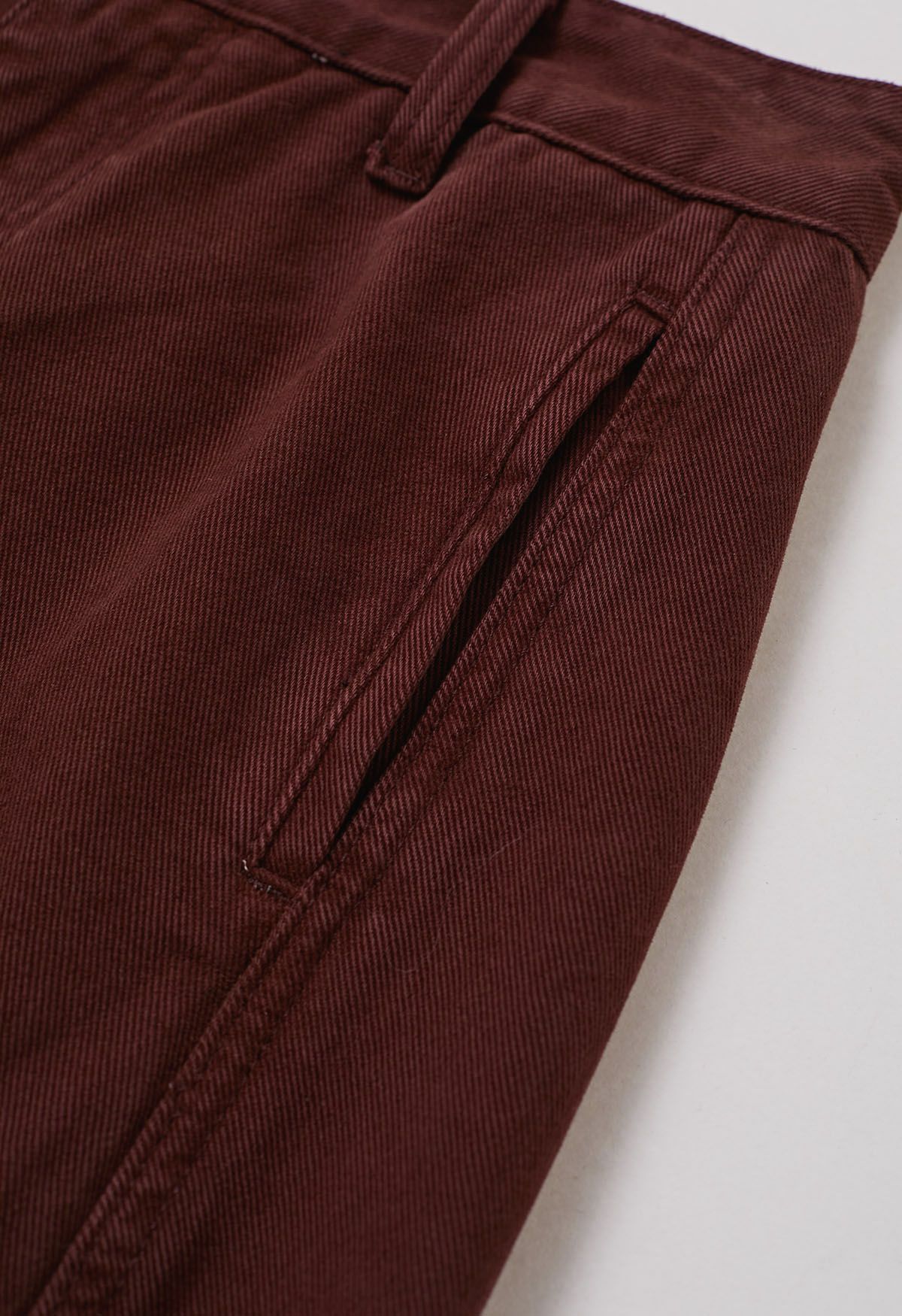 Classic Belted High-Waist Wide-Leg Jeans in Burgundy