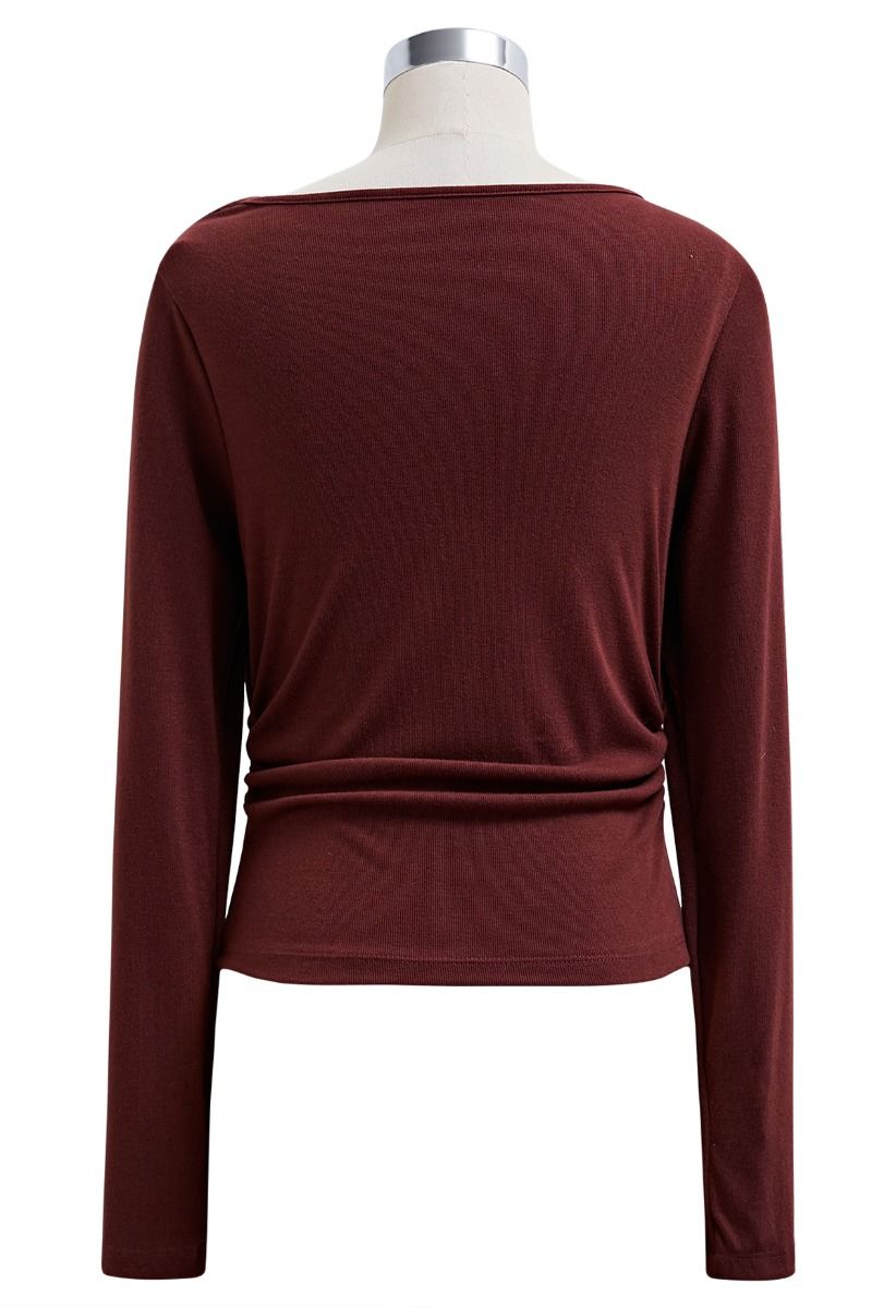 Asymmetrical Neckline Ruched Detail Top in Burgundy