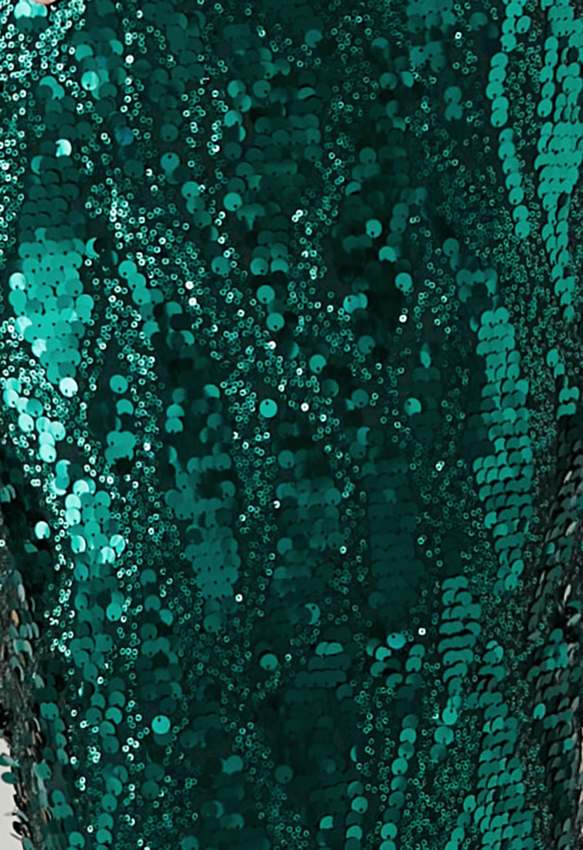 Iridescent Sequin V-Neck Mermaid Sleeveless Gown in Emerald