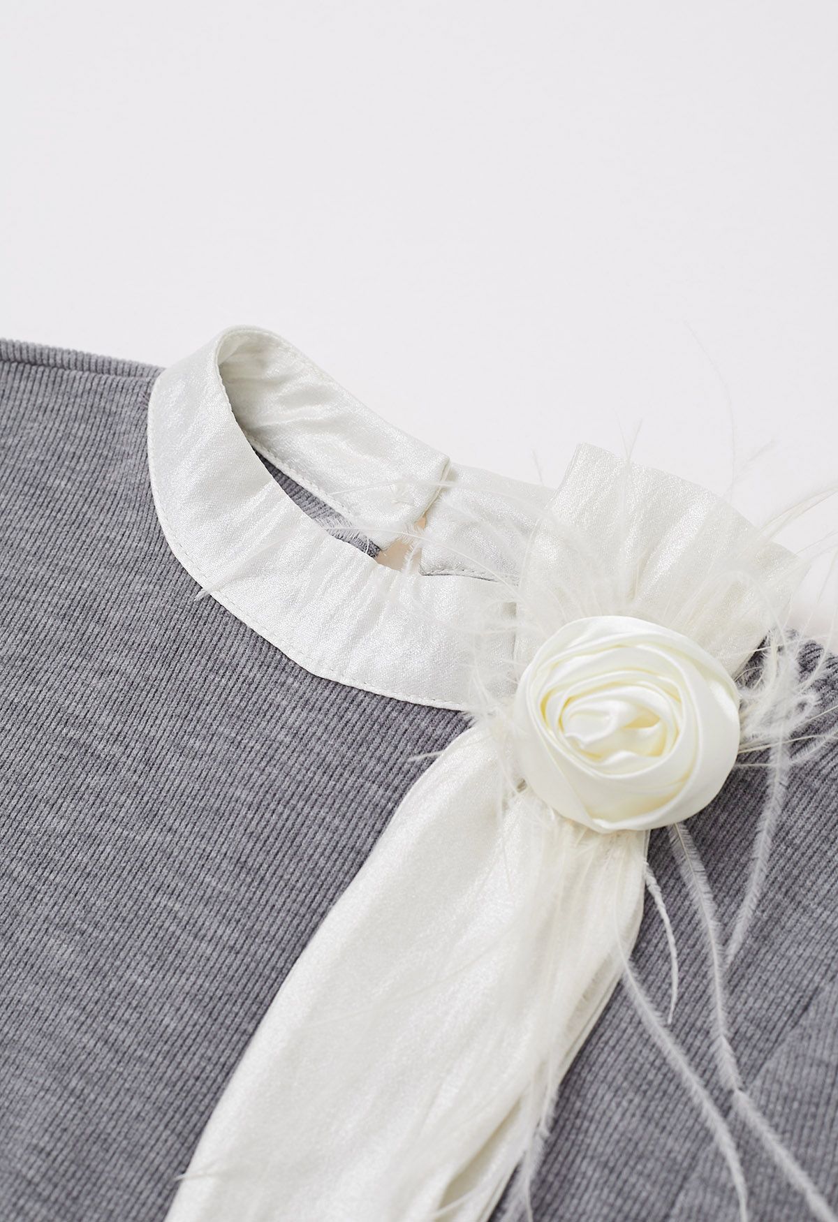 Rose Feather Brooch Ribbed Knit Top in Grey