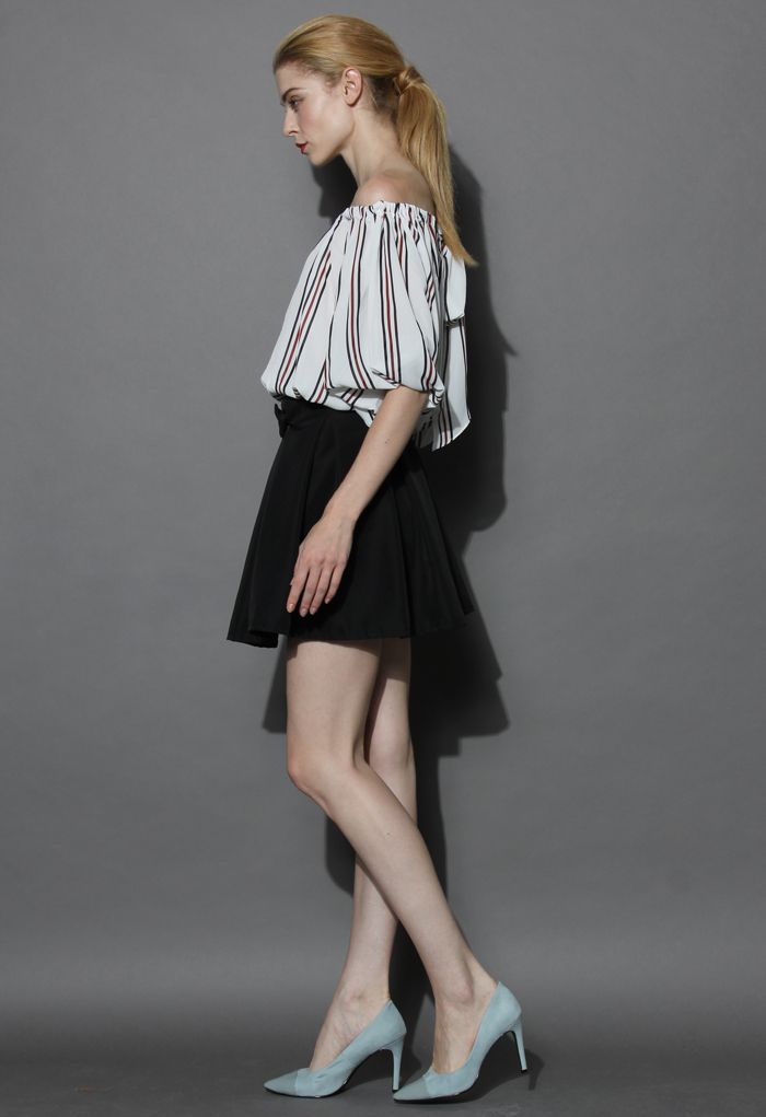 Sweet Your Heart Bowknot Pleated Skirt in Black