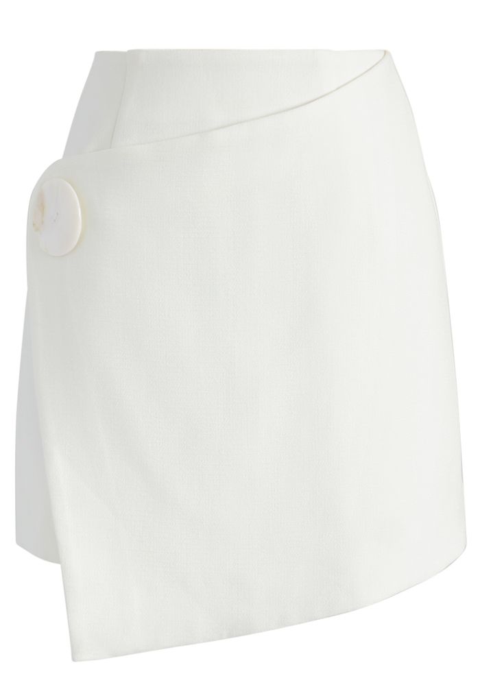 A Chic Finish Flap Skirt in White