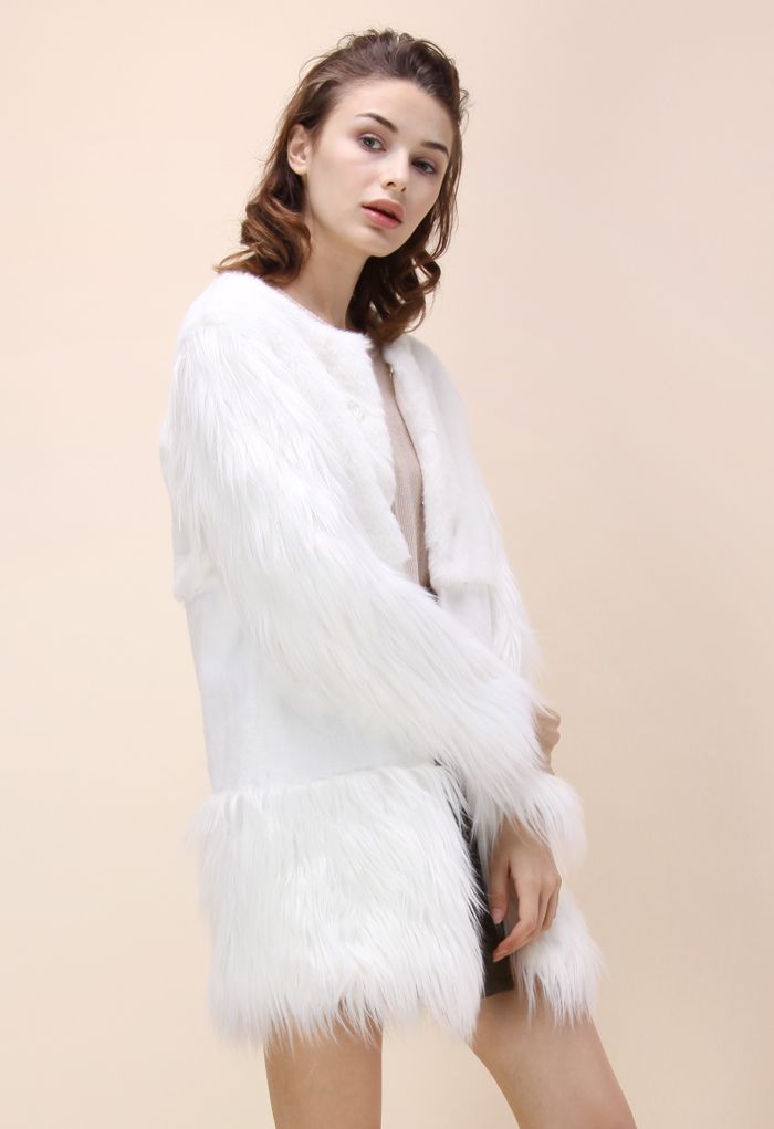 Snow Memory Faux Fur Coat in White - Retro, Indie and Unique Fashion