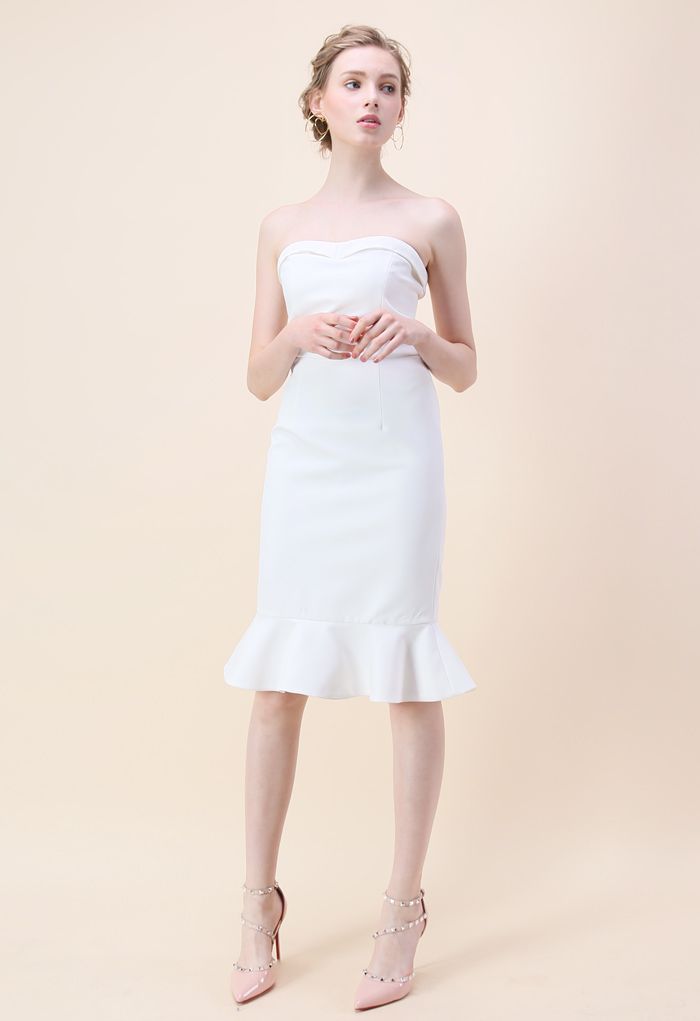 Simple Sophistication Strapless Body-con Dress in White 