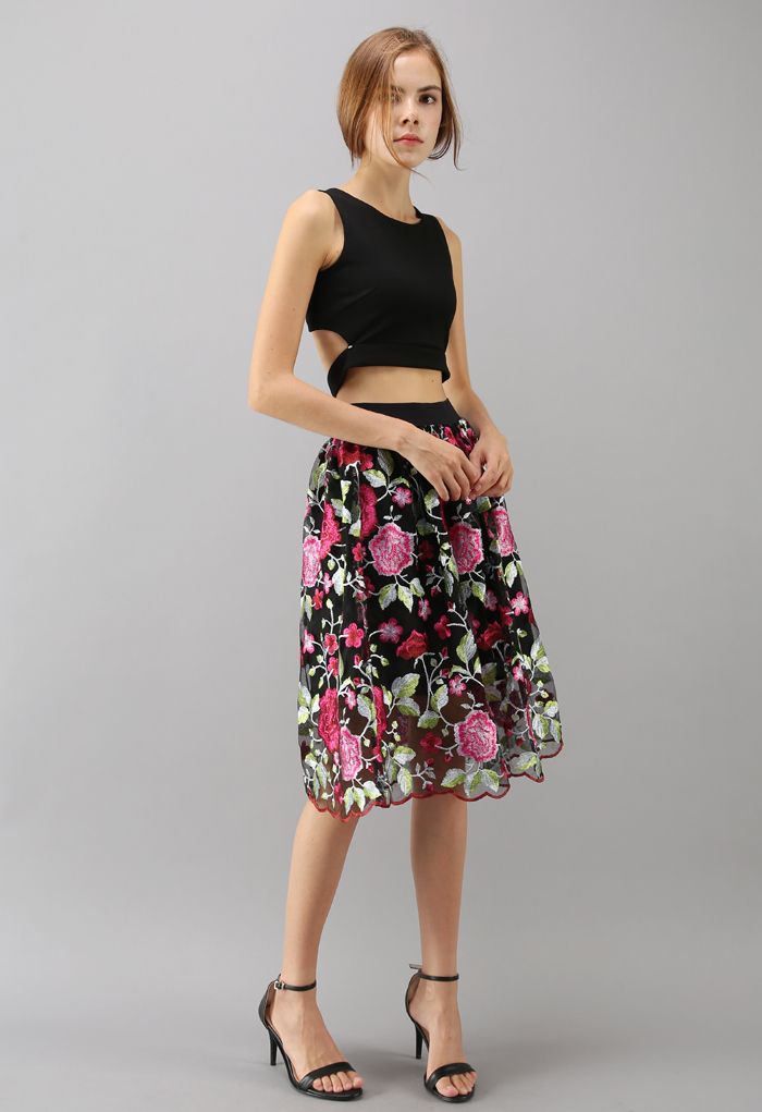 Showy Peony Embroidered Mesh Skirt in Black