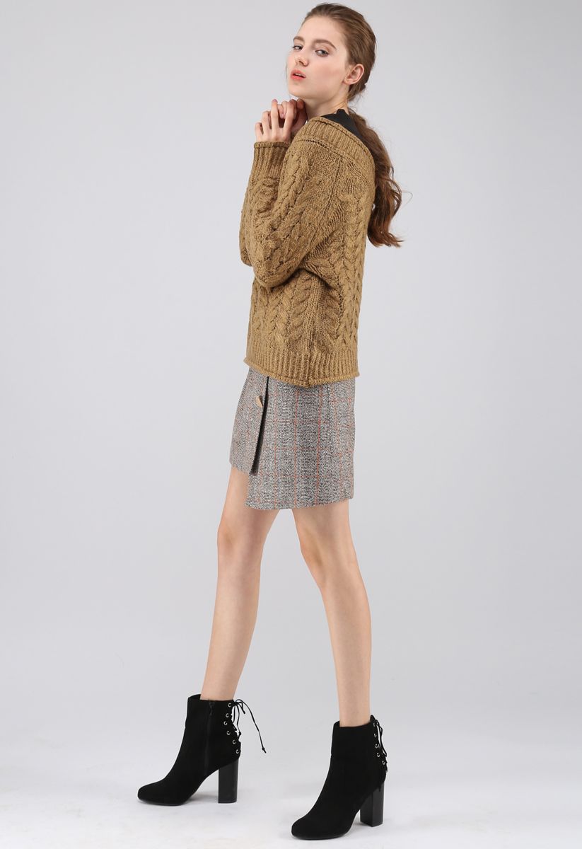 Cozy Fizz Fake Two-Piece Cable Knit Sweater in Camel