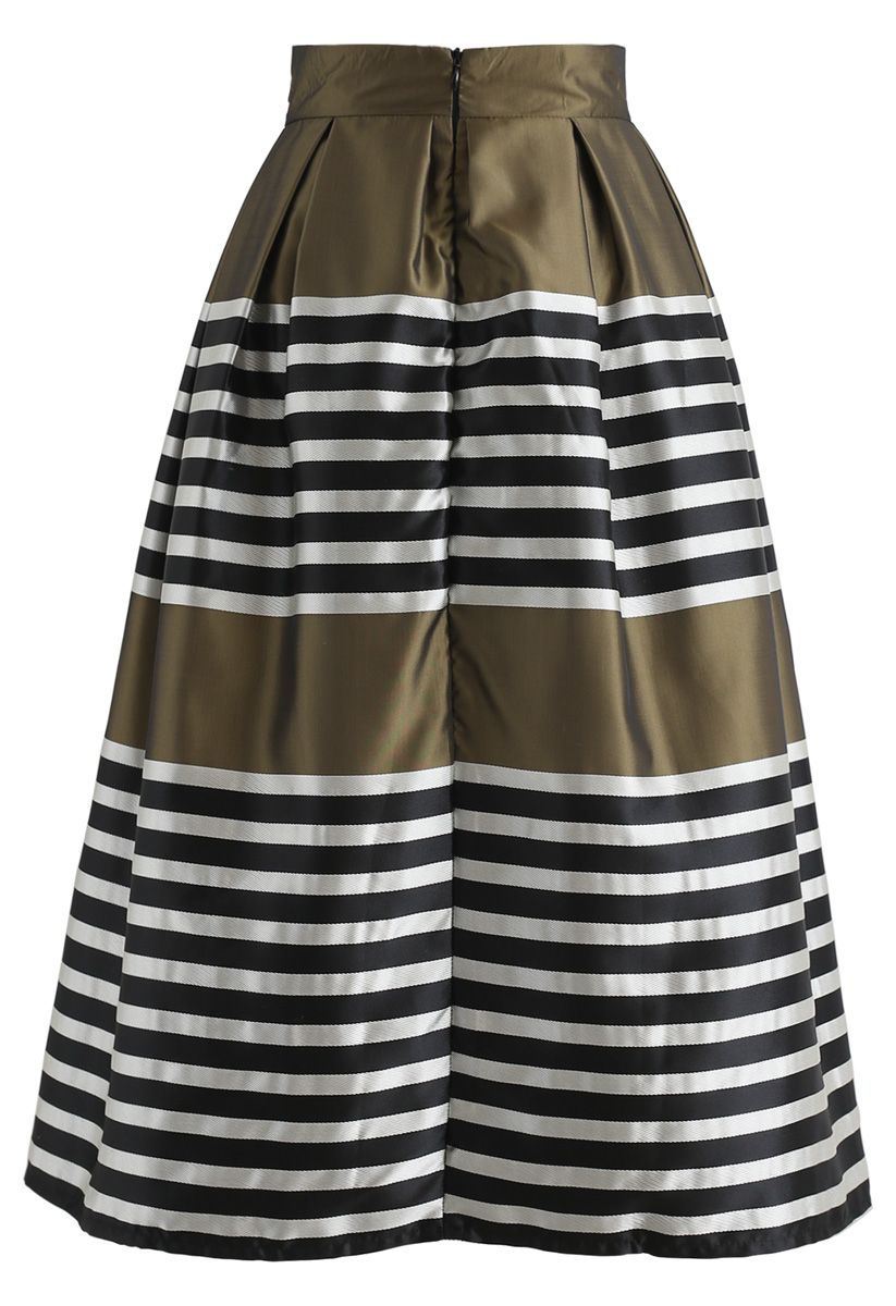 Retro and Classic Pleated Midi Skirt in Olive