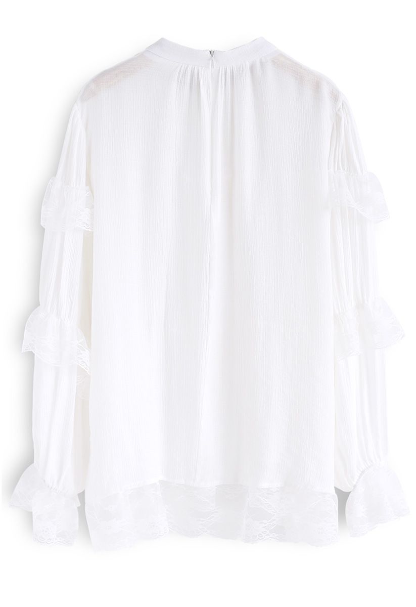 Aesthetic Feeling Lace Ruffle Top in White