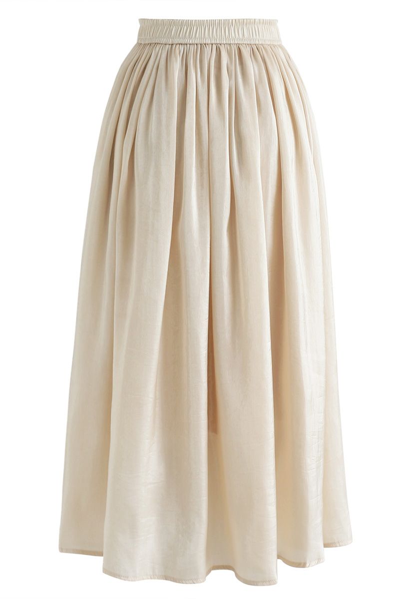 Sleek Beauties Pleated Midi Skirt in Gold