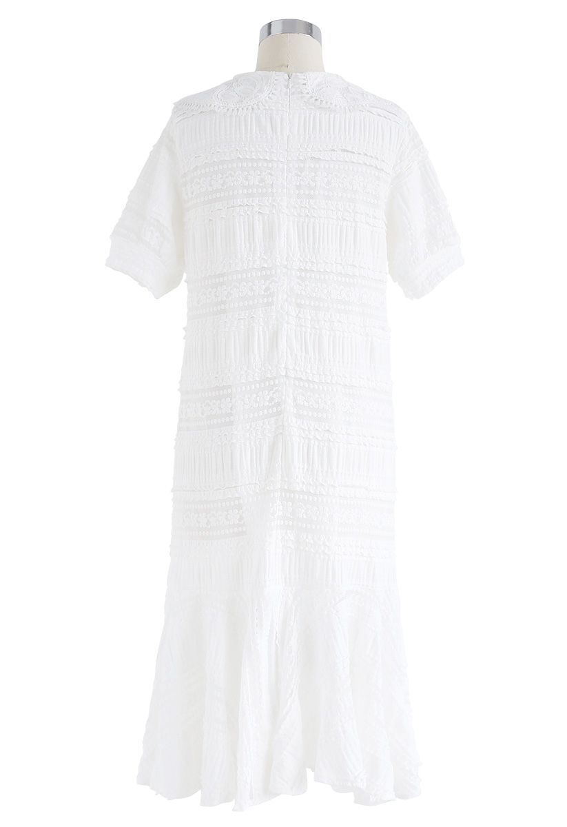 Free to Extol Frilling Lace Dress in White