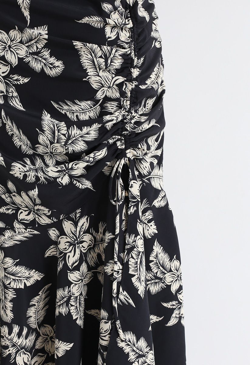 Cocktails Night Floral Printed Bodycon Dress in Black