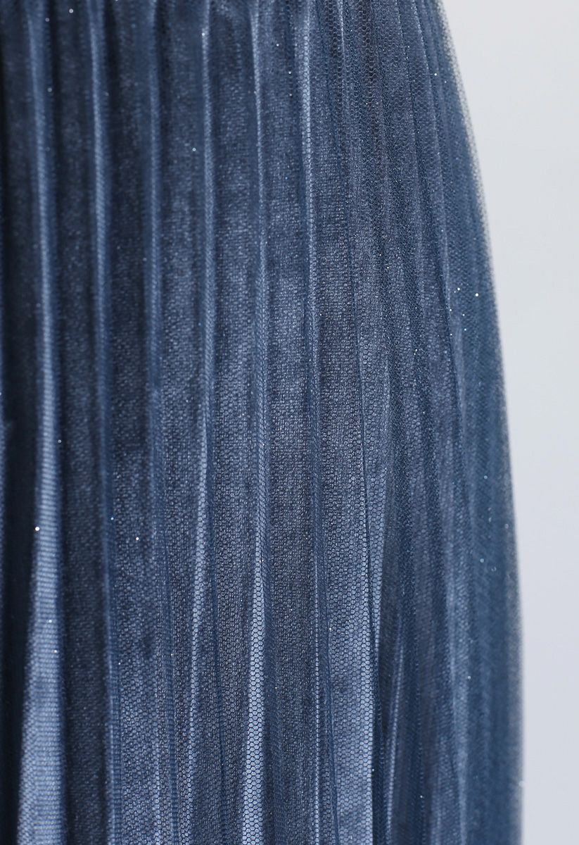 Gradient Shiny Mesh Pleated Skirt in Blue